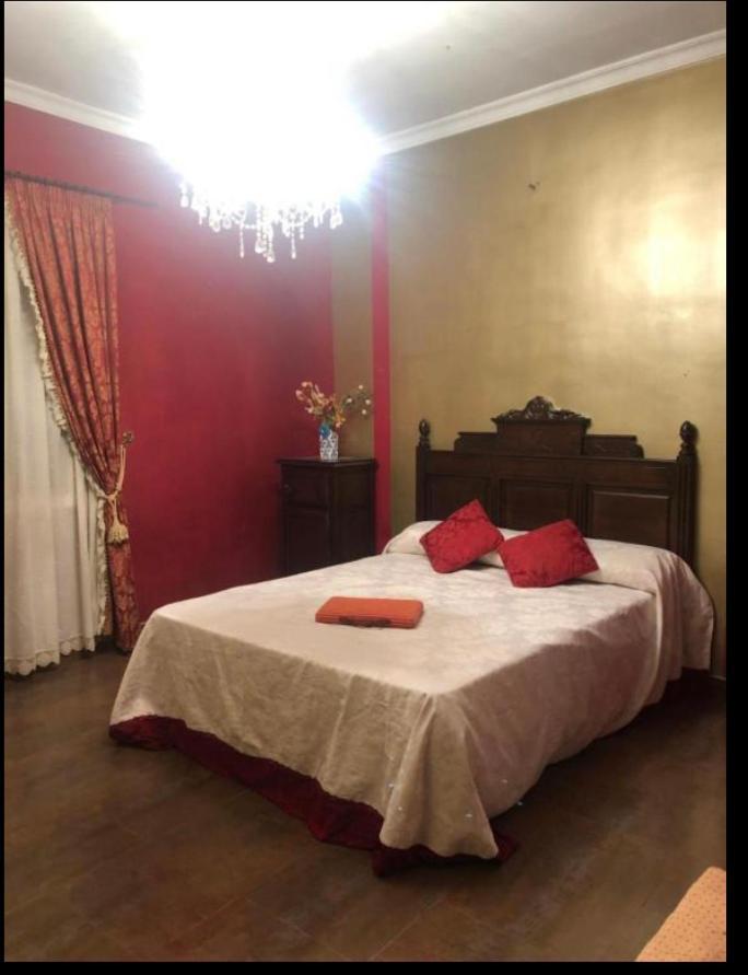 Apartamento en Pleno Centro De Marchena 3 dormitorios 3 baños privados Exterior foto