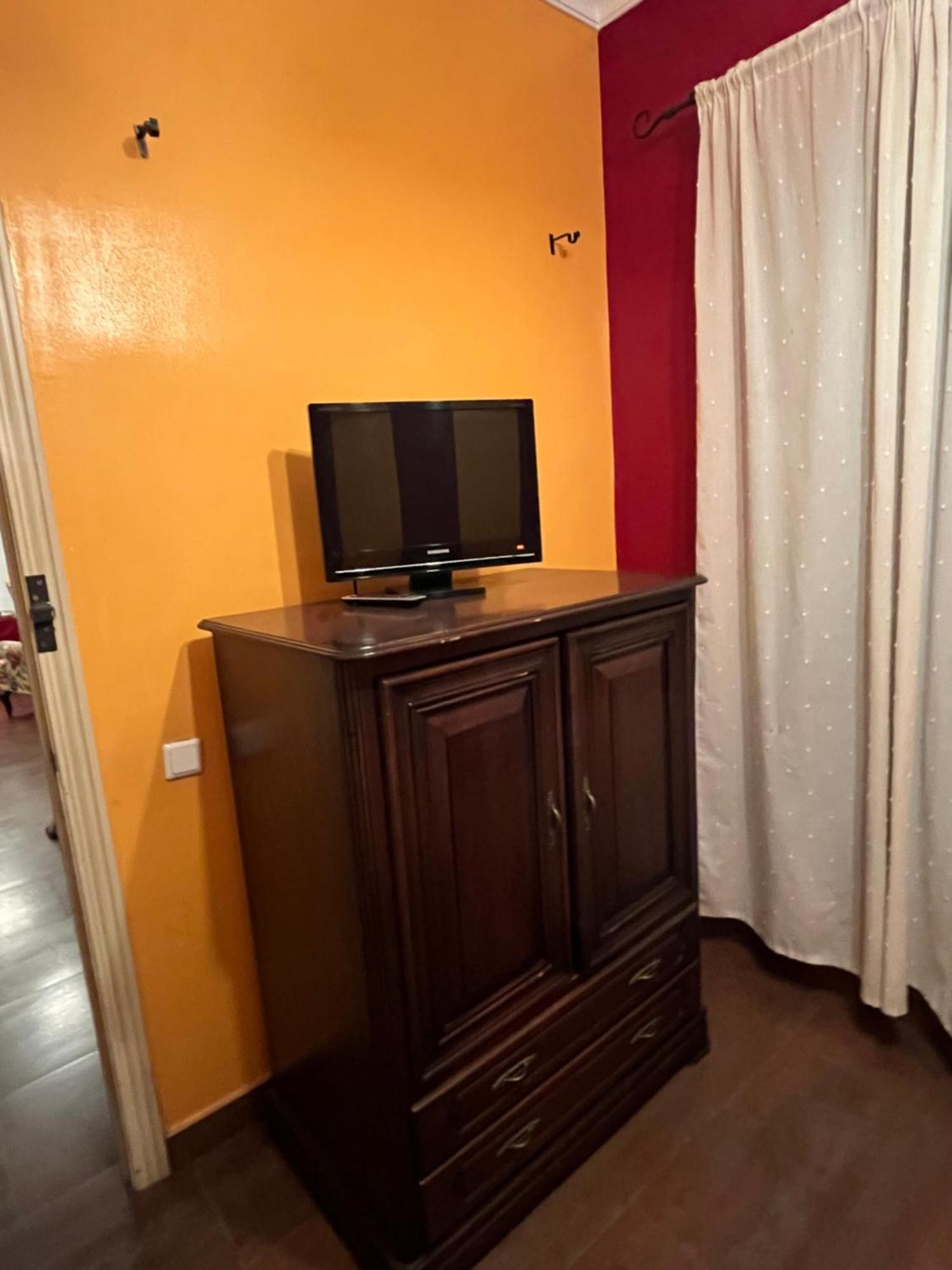 Apartamento en Pleno Centro De Marchena 3 dormitorios 3 baños privados Exterior foto