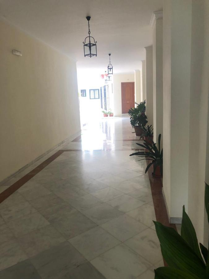 Apartamento en Pleno Centro De Marchena 3 dormitorios 3 baños privados Exterior foto
