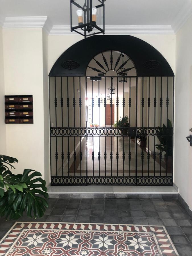 Apartamento en Pleno Centro De Marchena 3 dormitorios 3 baños privados Exterior foto